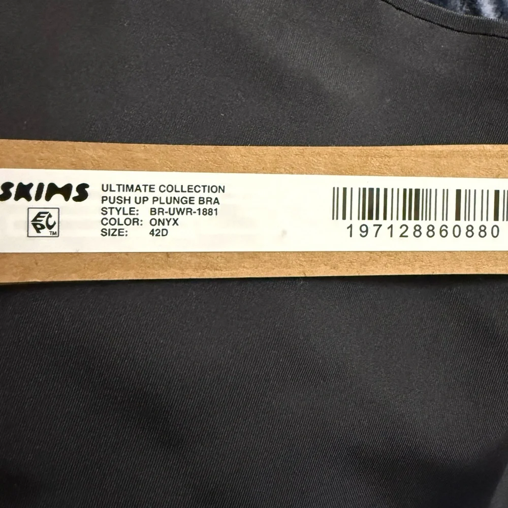 SKIMS Ultimate Collection PushUp Bra 42D New With Tags - Picture 4 of 5